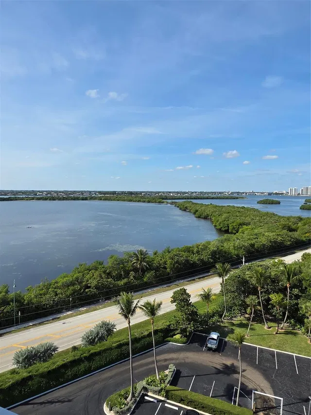 Water Glades Unit 11C photo 32