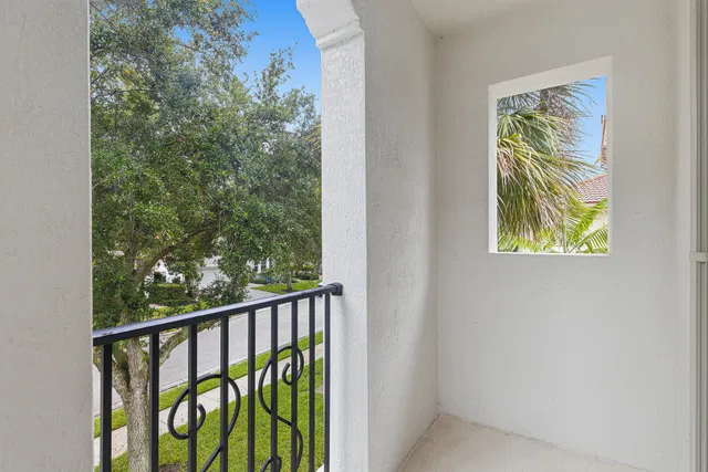 Evergrene Palm Beach Gardens Residence photo 33