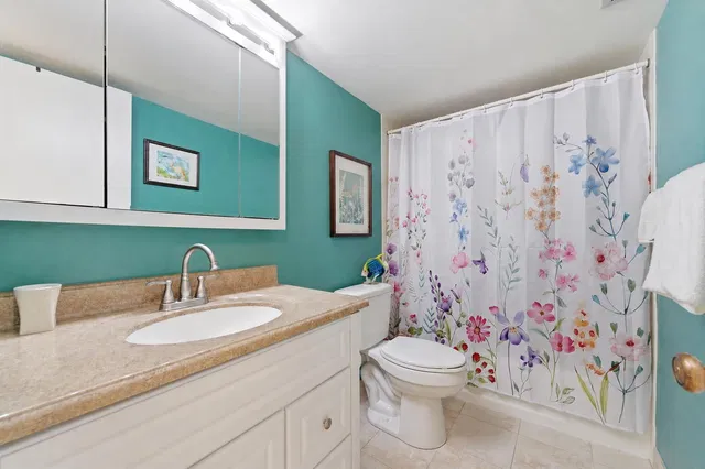 Unit A408 photo 13