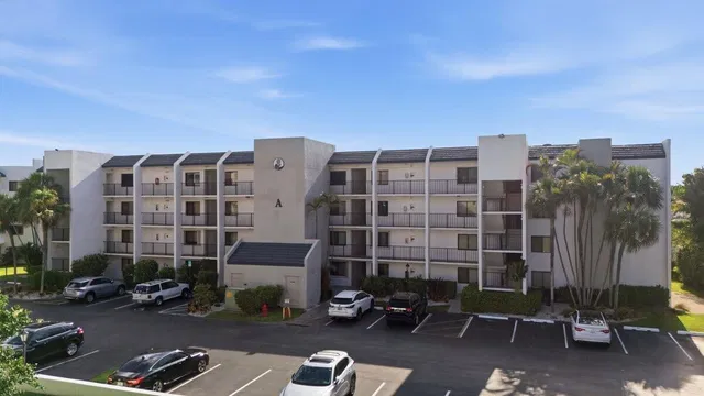 Unit A408 photo 16