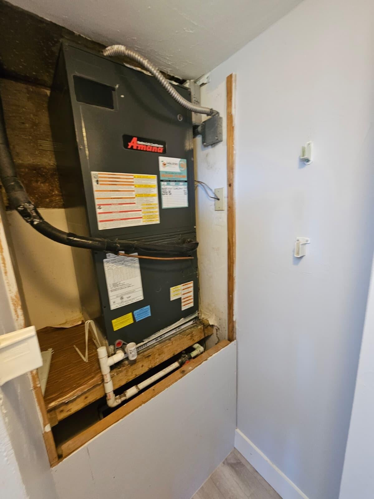  Unit 4 photo 29