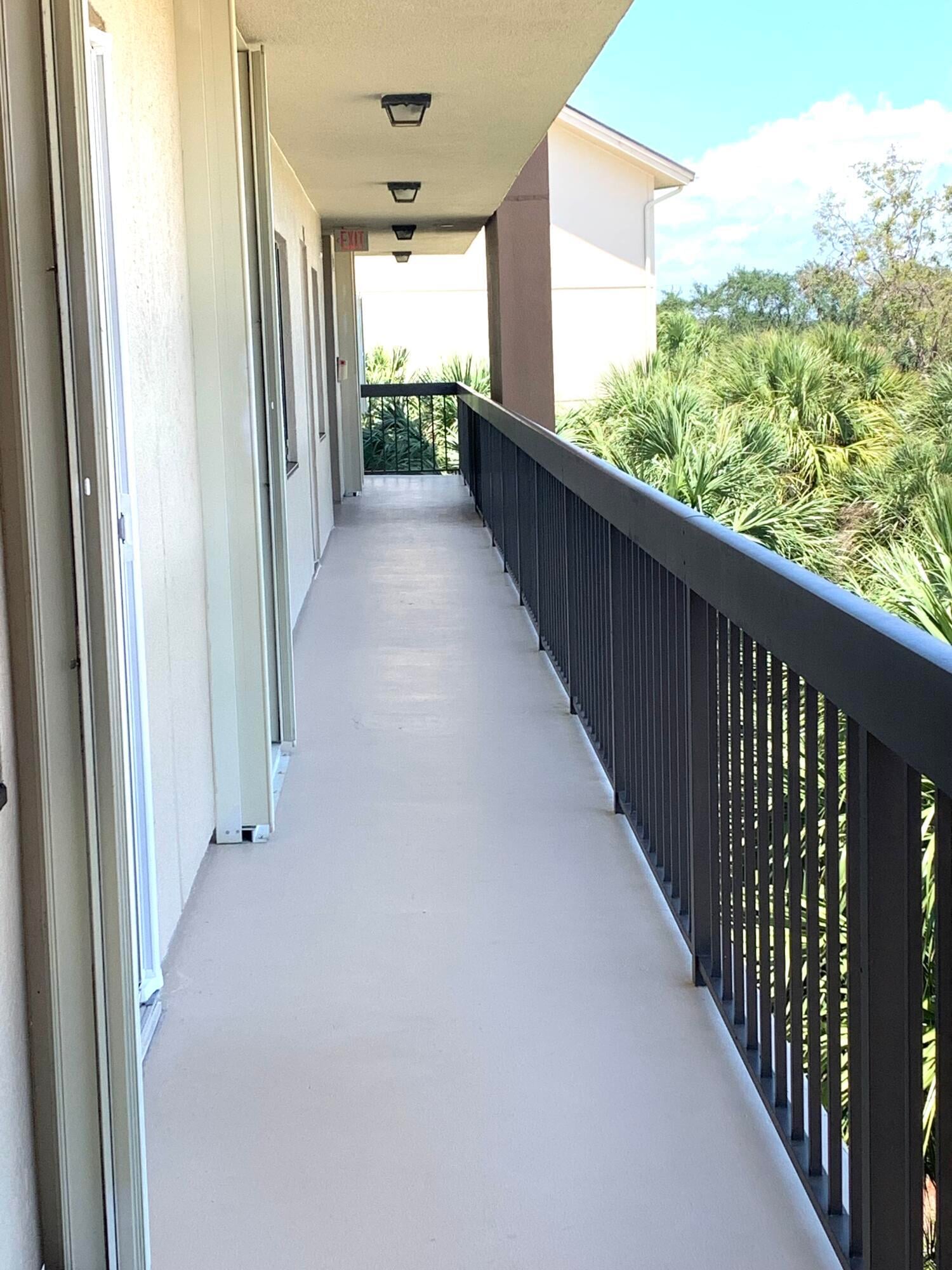 Unit 406 photo 24