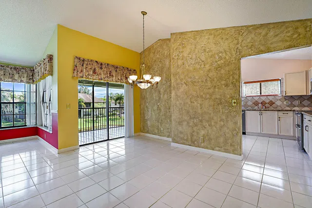 Residence photo 6