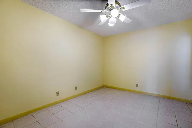 Residence photo 14