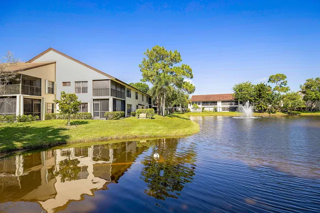 Residence photo 28
