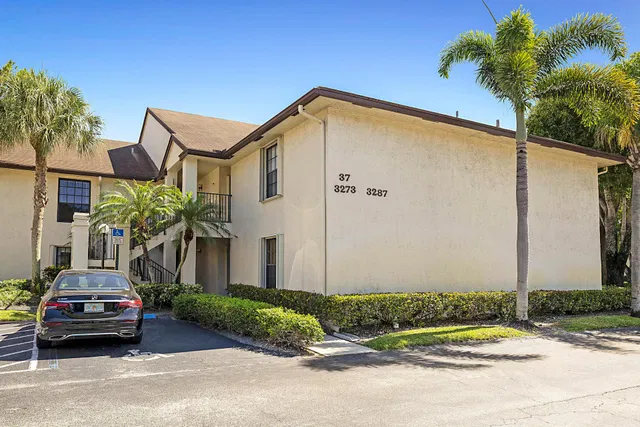 Residence photo 30