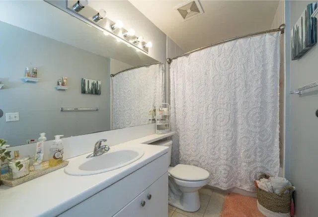 The Montecito Unit 1203 photo 10