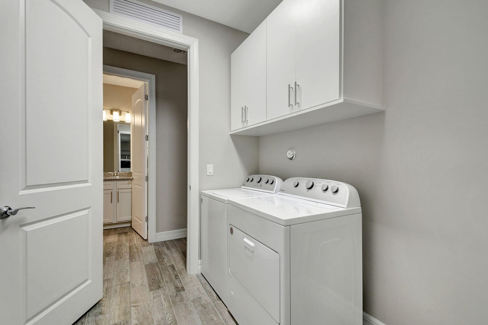  Residence photo 60