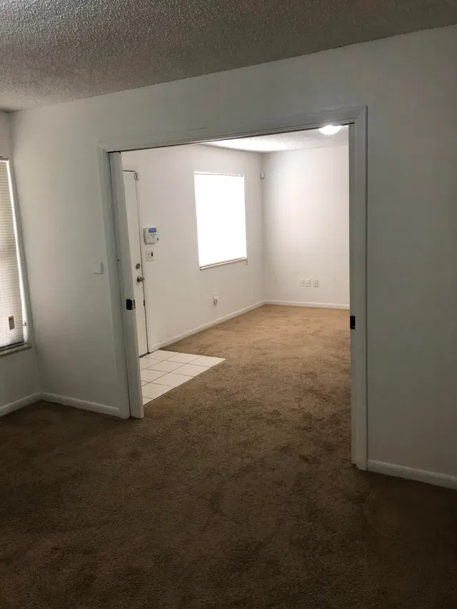 Residence photo 6