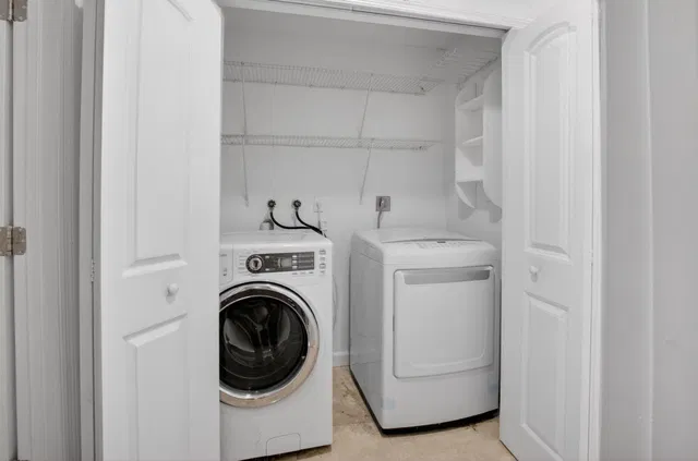 Residence photo 39