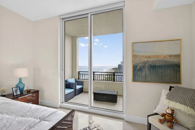 Renaissance on the Ocean Unit 2050 photo 15