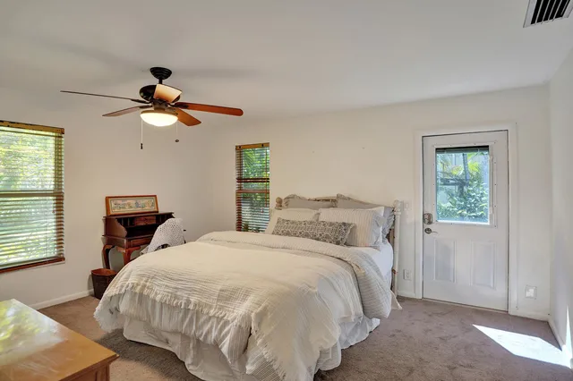 Residence photo 26