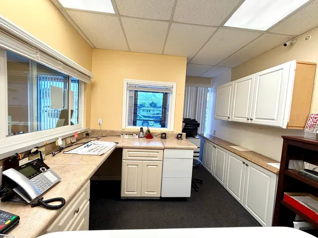 Residence photo 12