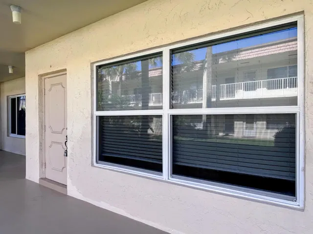  Unit E6 photo 37