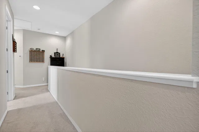 Residence photo 17