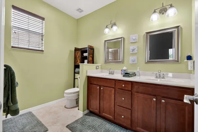 Residence photo 24