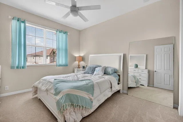 Residence photo 26