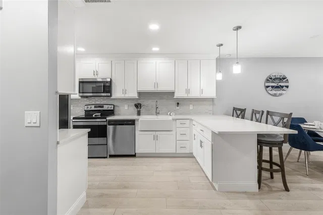 Residence photo 5
