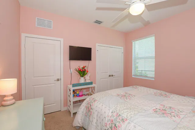 Residence photo 26