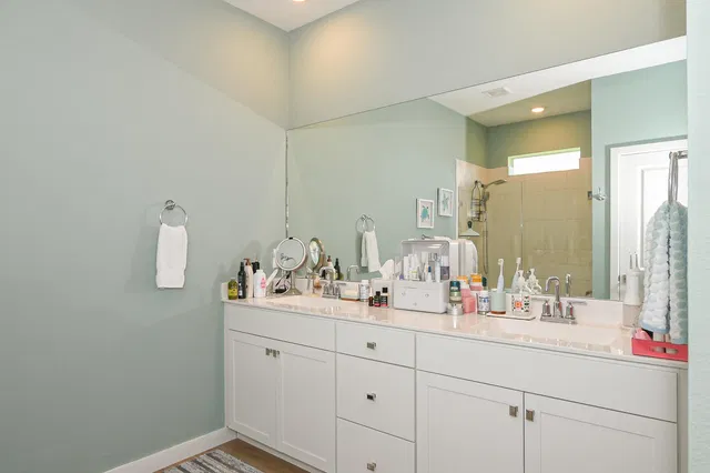 Residence photo 35