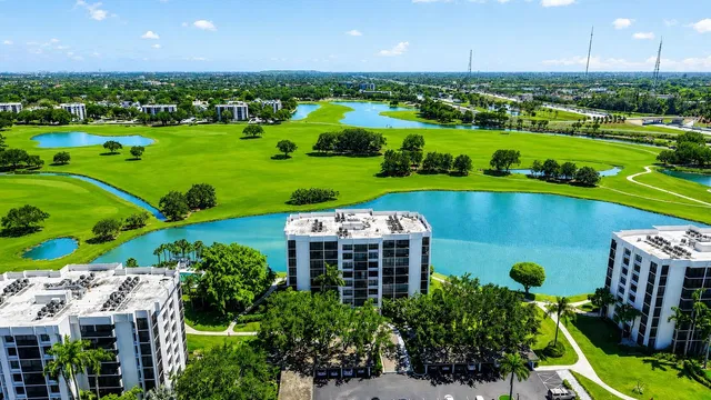 Boca West Country Club Unit 551 photo 2