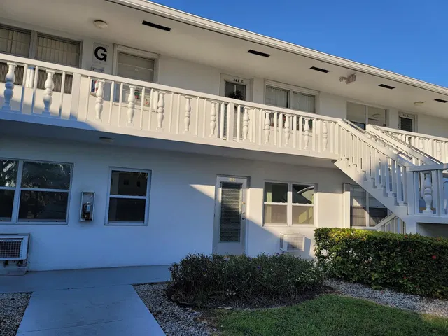 Residence photo 2
