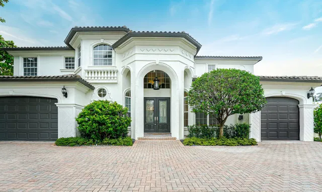 Boca Harbour Residence photo 2