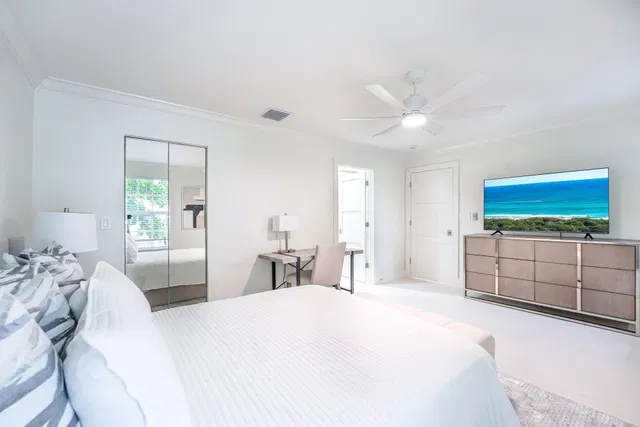 Boca Harbour Residence photo 29