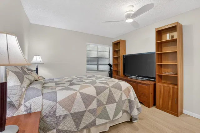 Residence photo 14