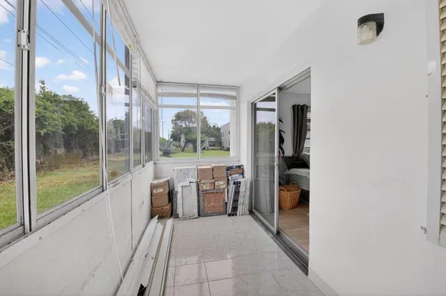 Residence photo 22