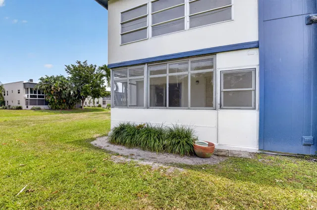 Residence photo 24