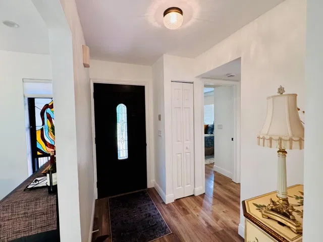 Residence photo 11