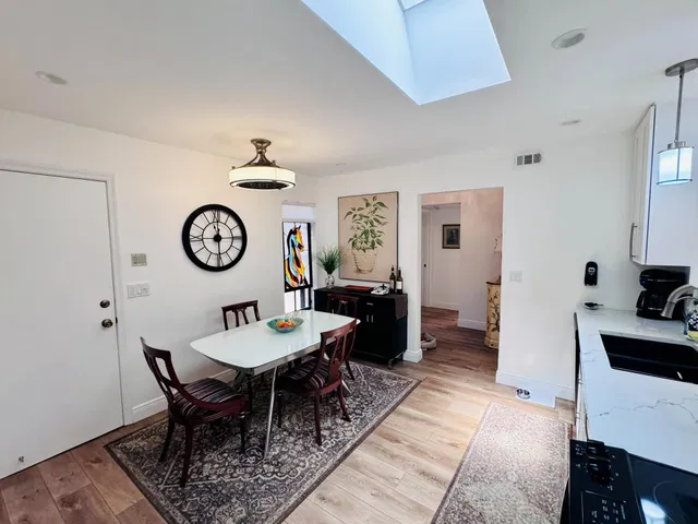 Residence photo 16