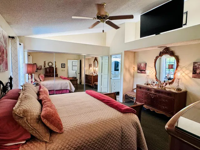 Residence photo 38