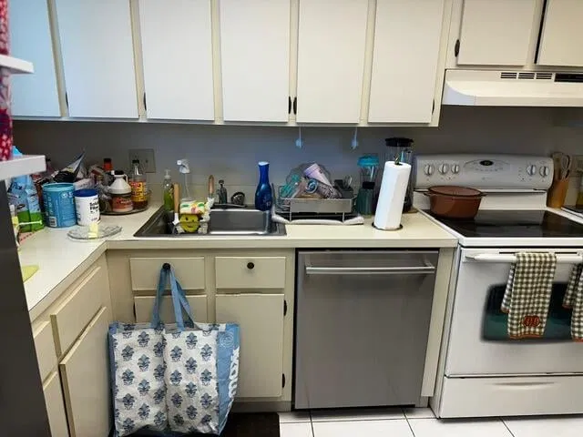 Unit 306 photo 2
