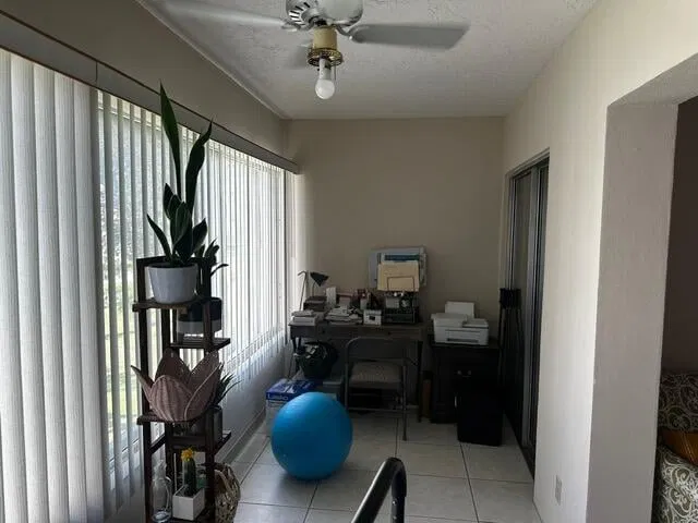 Unit 306 photo 9
