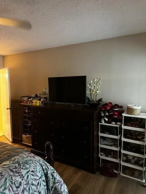 Unit 306 photo 23