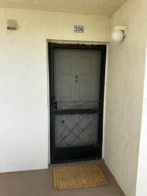 Unit 306 photo 31