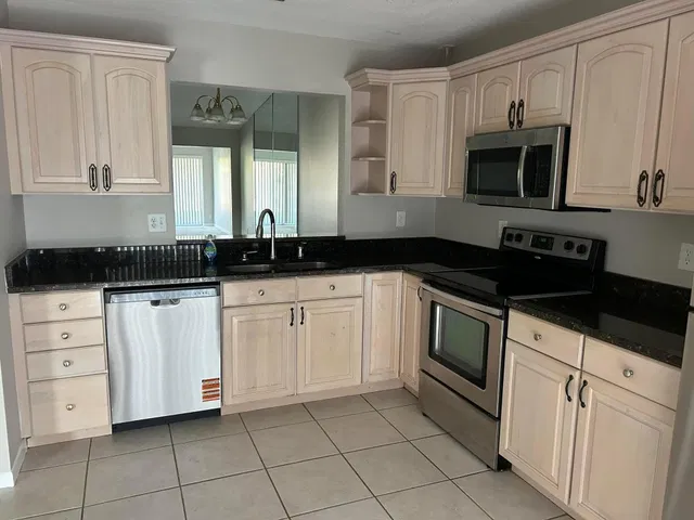 Residence photo 14