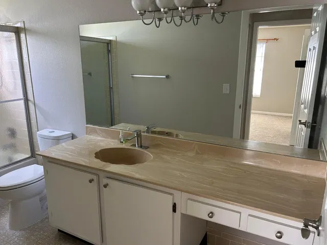 Residence photo 15