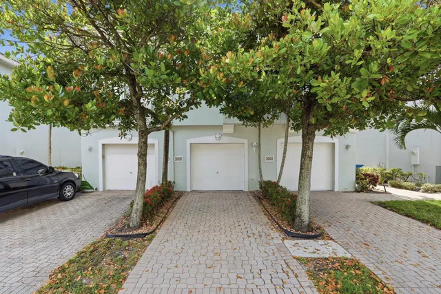  Residence photo 21