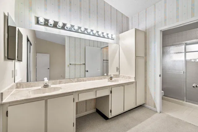 Residence photo 15