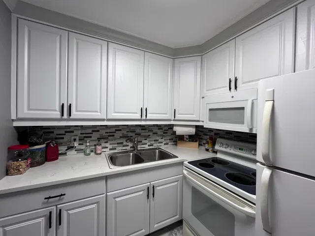 Residence photo 6