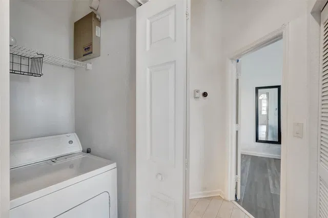 Unit 209 photo 23