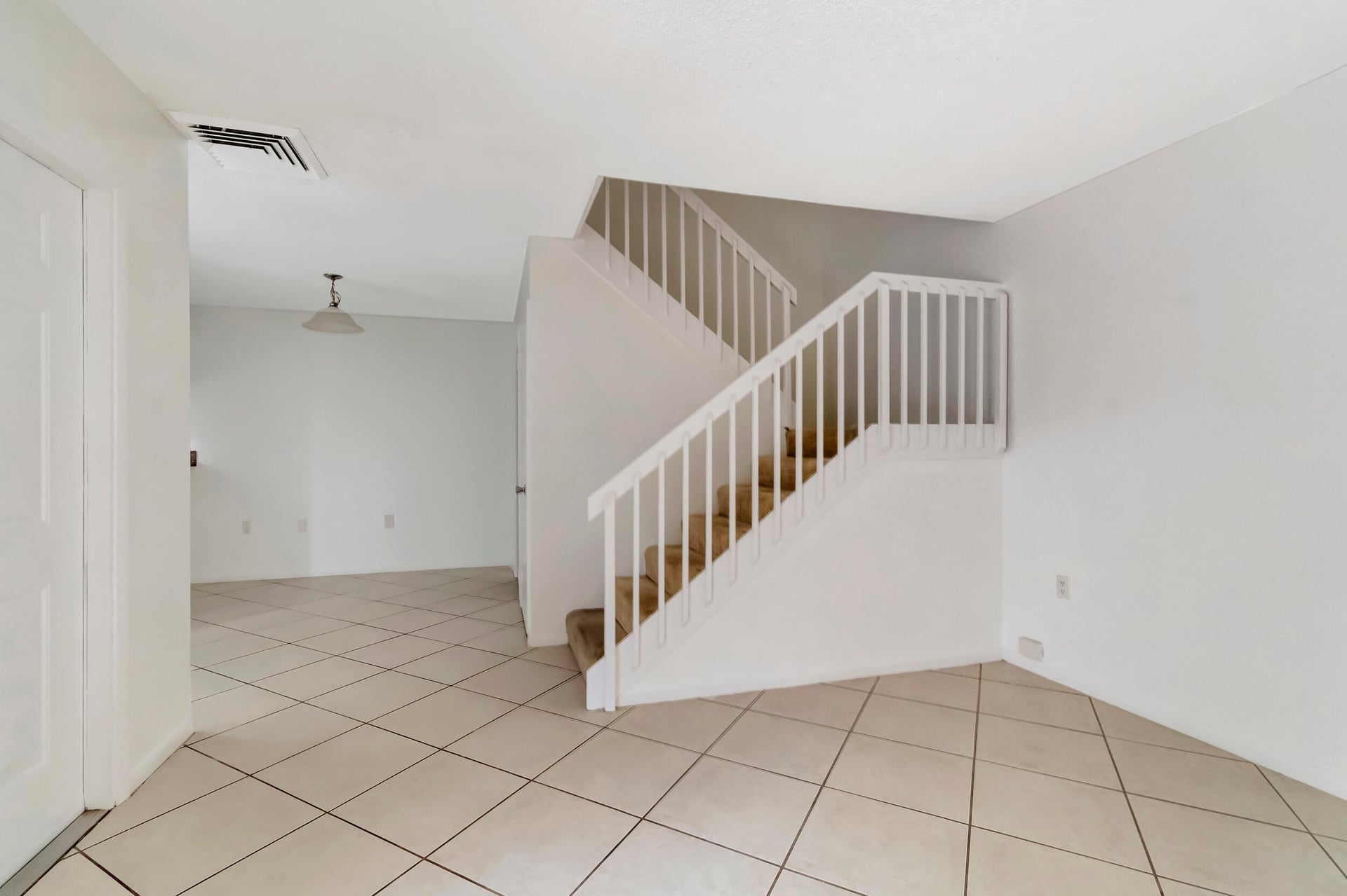 Residence photo 6