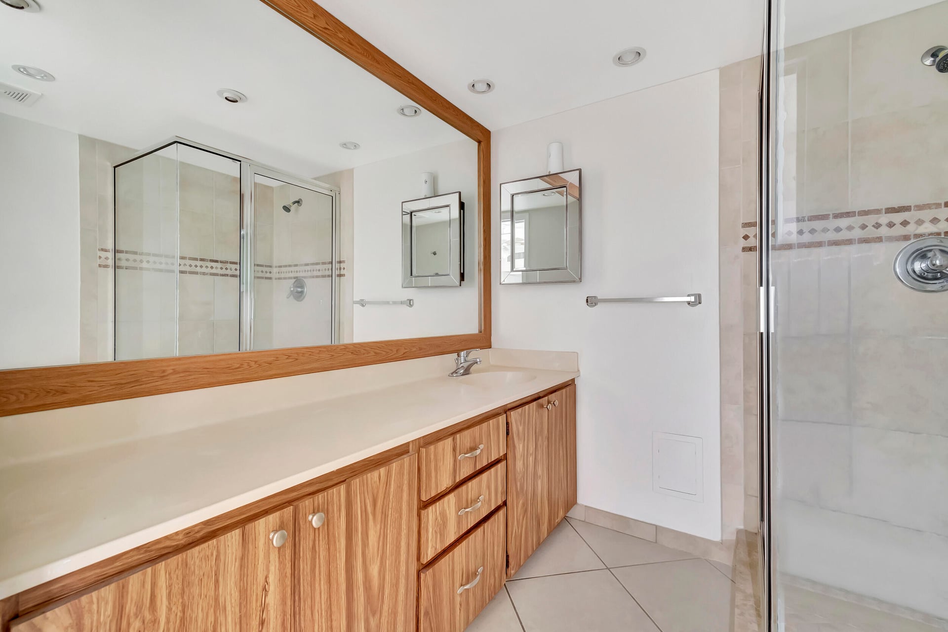 Residence photo 24