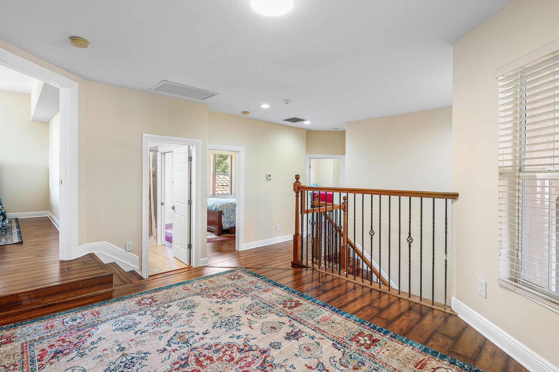 Residence photo 42