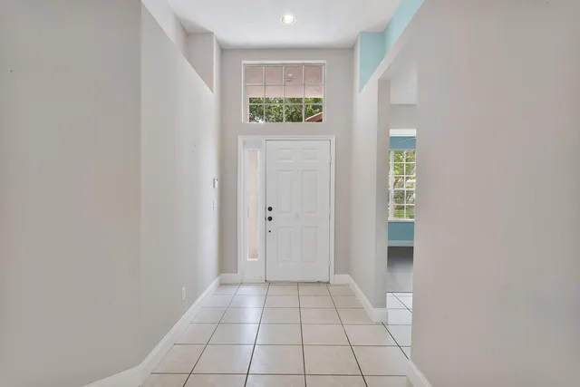  Residence photo 5