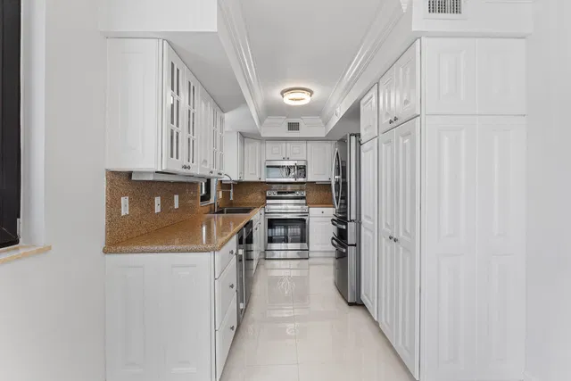 Eastpointe Singer Island Unit 5a photo 8