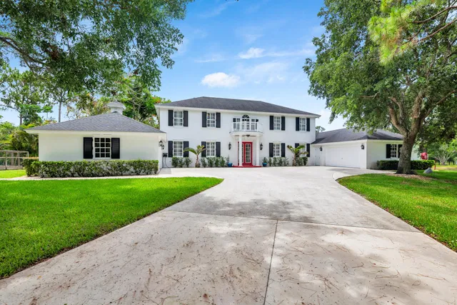 Residence photo 2